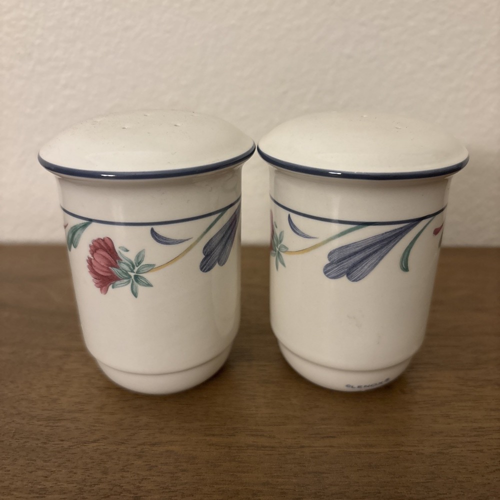Beautiful Lenox Chinastone Poppies On Blue Decorative Salt & Pepper Shakers